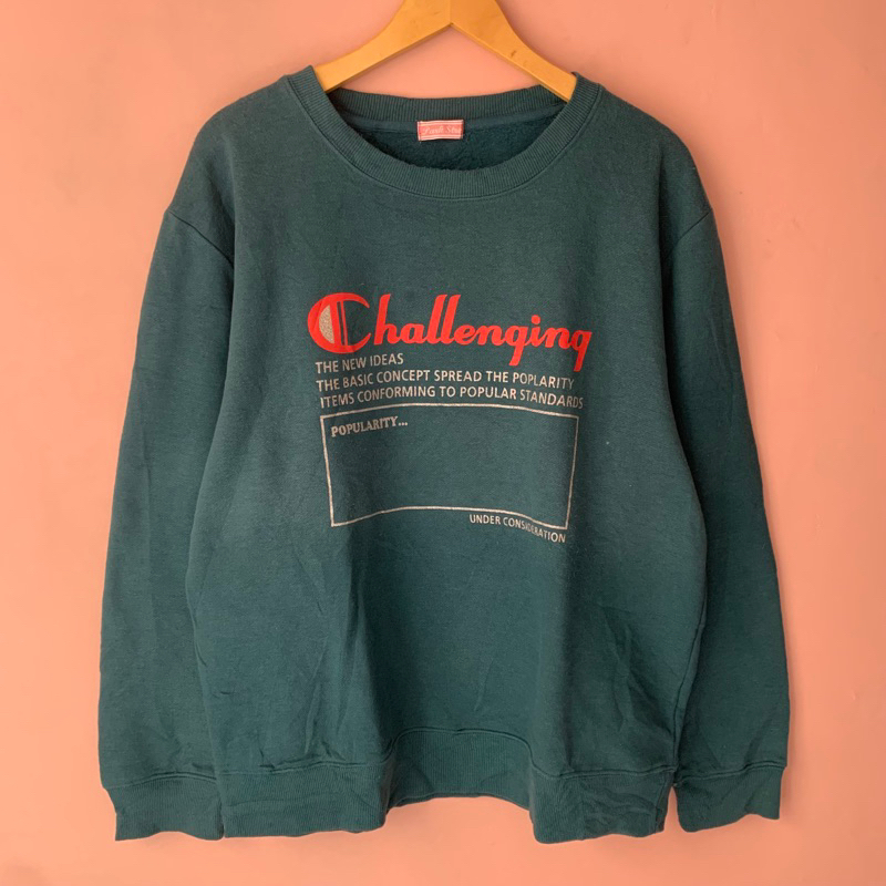 Crewneck Cewek Challenging