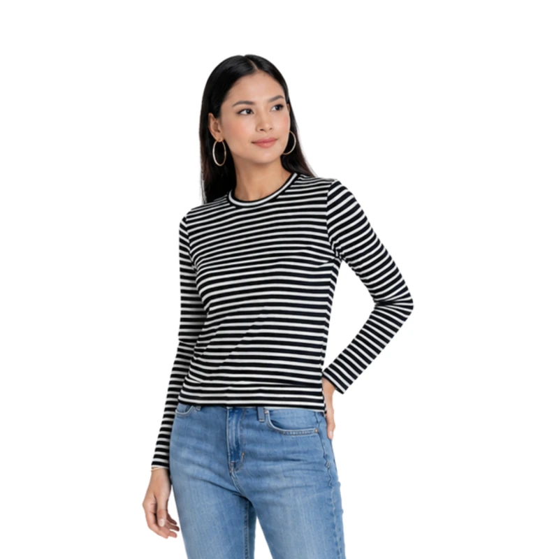 Atasan Wanita Lengan Panjang Salur Hitam Kecil Casual Basic
